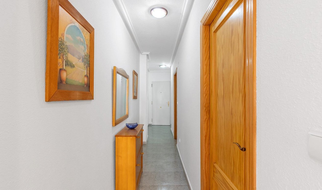 Reventa - Apartamento / piso - Torrevieja - Centro