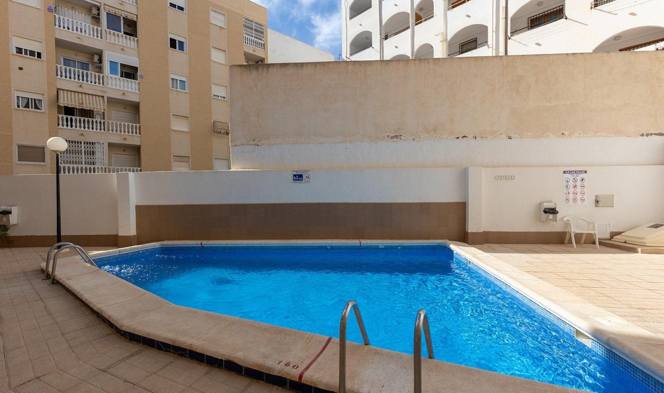 Reventa - Apartamento / piso - Torrevieja - Centro