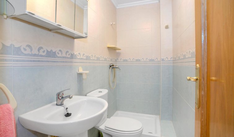 Reventa - Apartamento / piso - Torrevieja - Centro