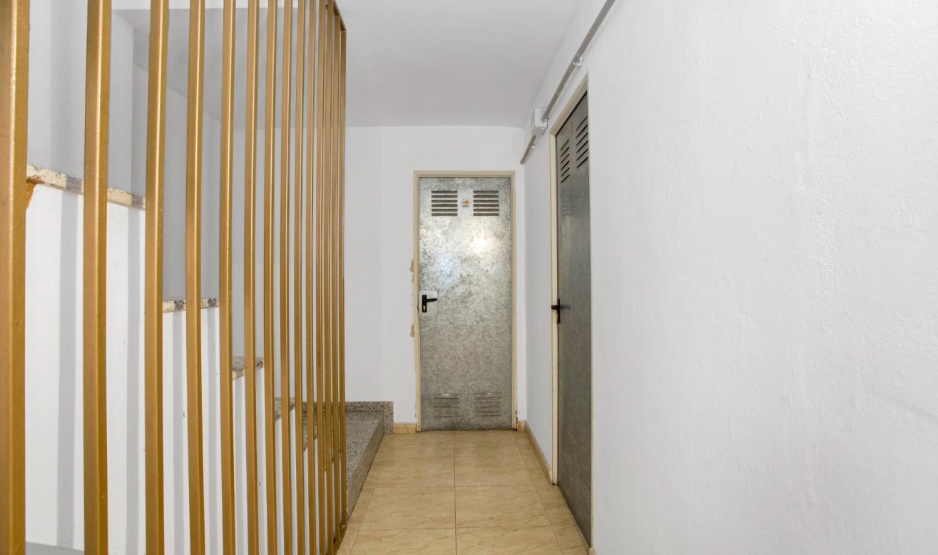 Reventa - Apartamento / piso - Torrevieja - Centro