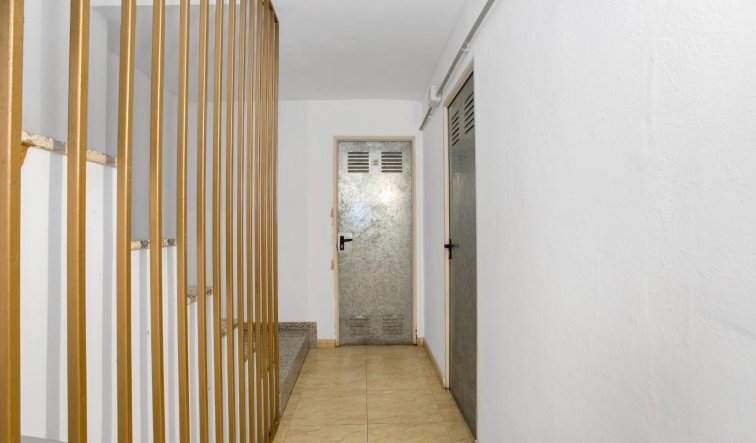 Reventa - Apartamento / piso - Torrevieja - Centro