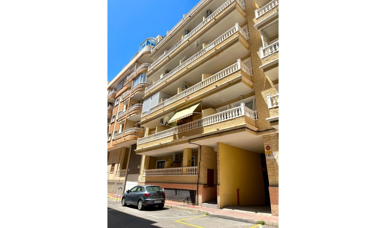 Reventa - Apartamento / piso - Torrevieja - Centro