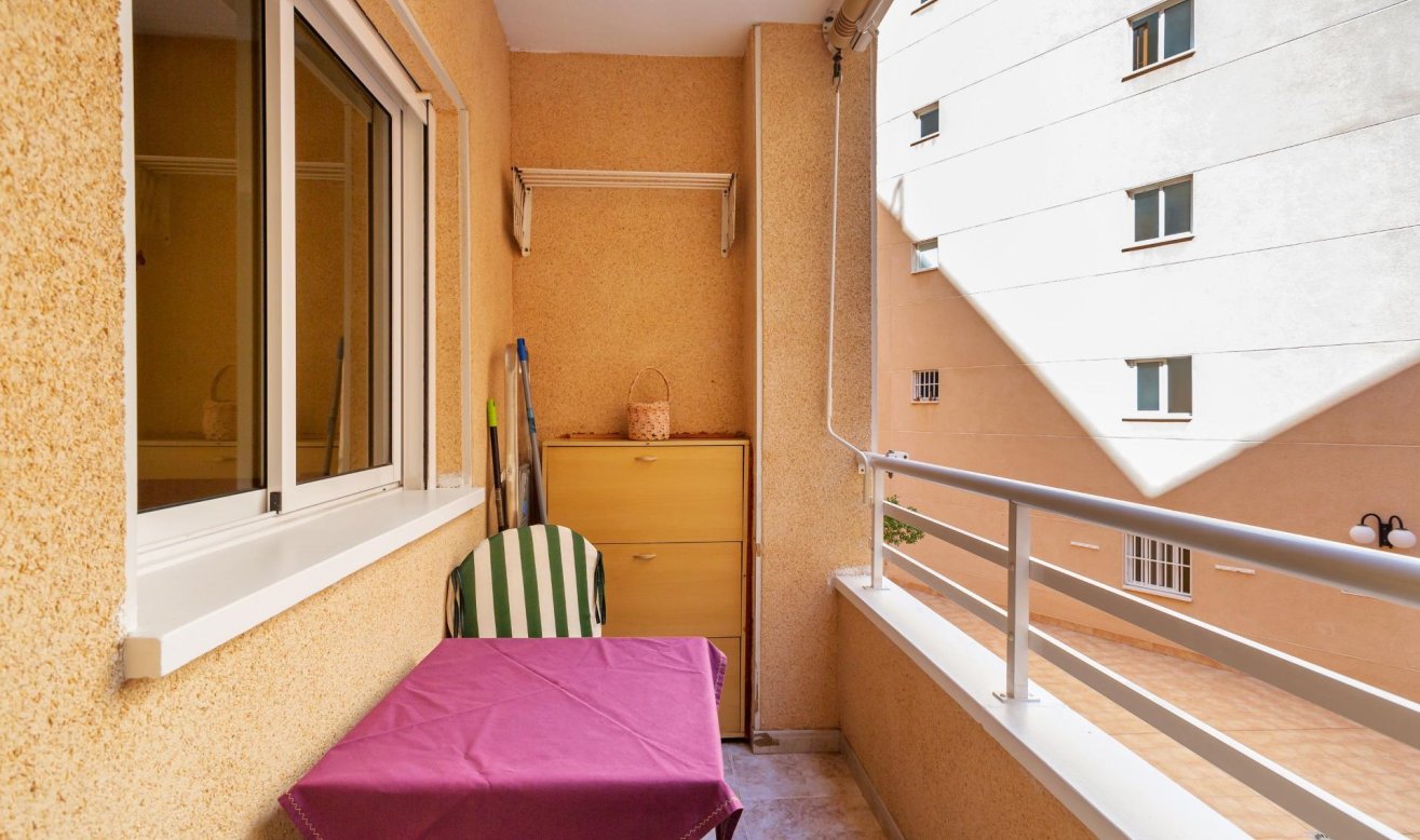 Reventa - Apartamento / piso - Torrevieja - Centro