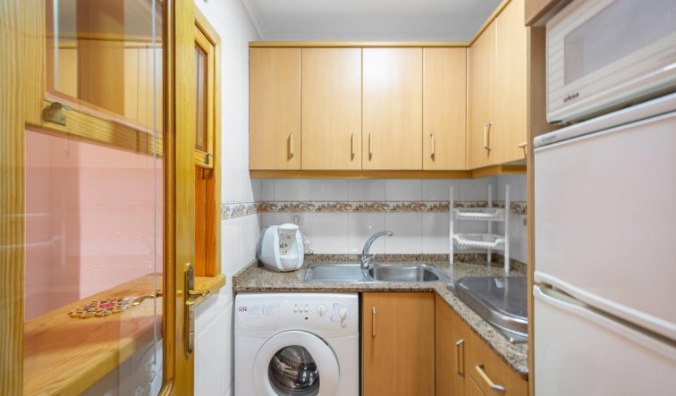 Reventa - Apartamento / piso - Torrevieja - Centro