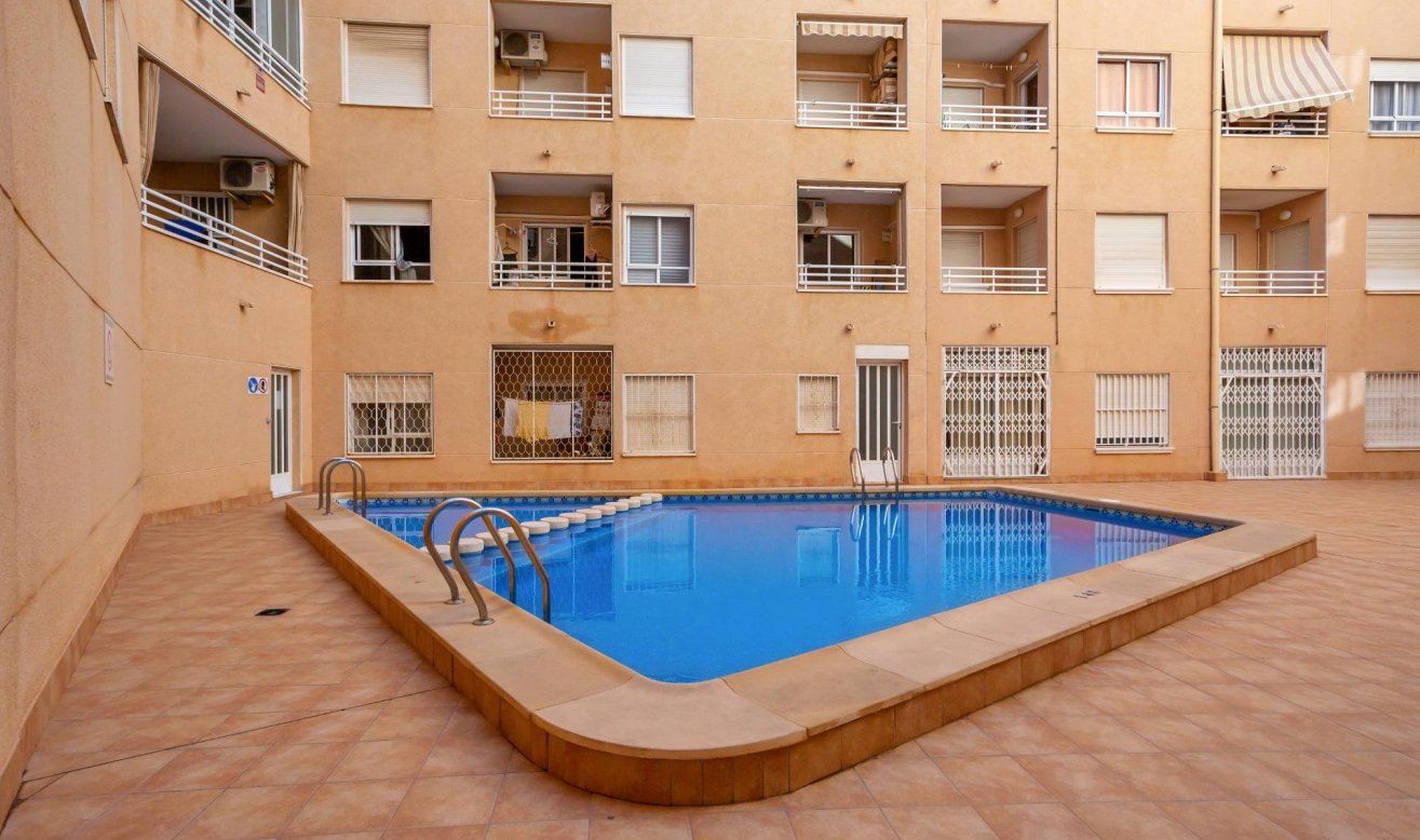 Reventa - Apartamento / piso - Torrevieja - Centro