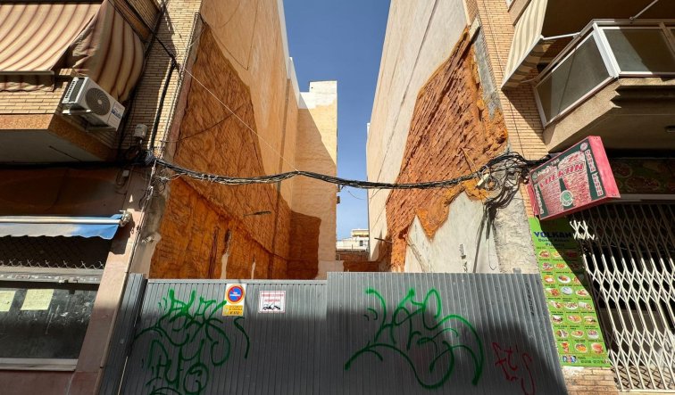 Reventa - Urban building plot - Torrevieja