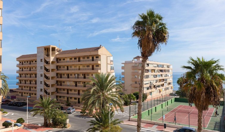 Reventa - Flat - Torrevieja - La Mata