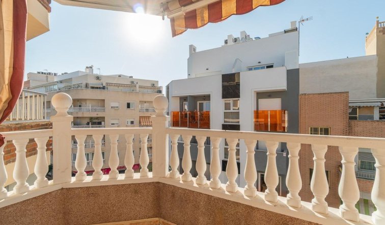 Reventa - Apartamento / piso - Torrevieja - Centro