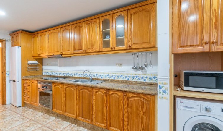 Reventa - Apartamento / piso - Torrevieja - Centro