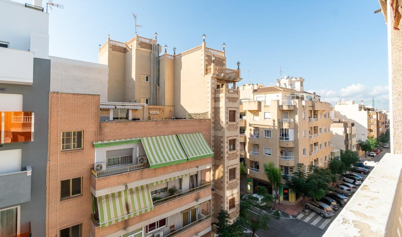 Reventa - Apartamento / piso - Torrevieja - Centro