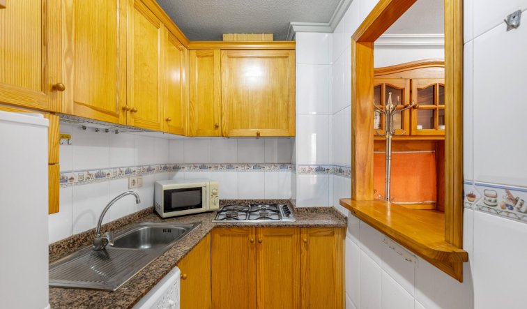 Reventa - Ground Floor - Torrevieja - Estacion de autobuses