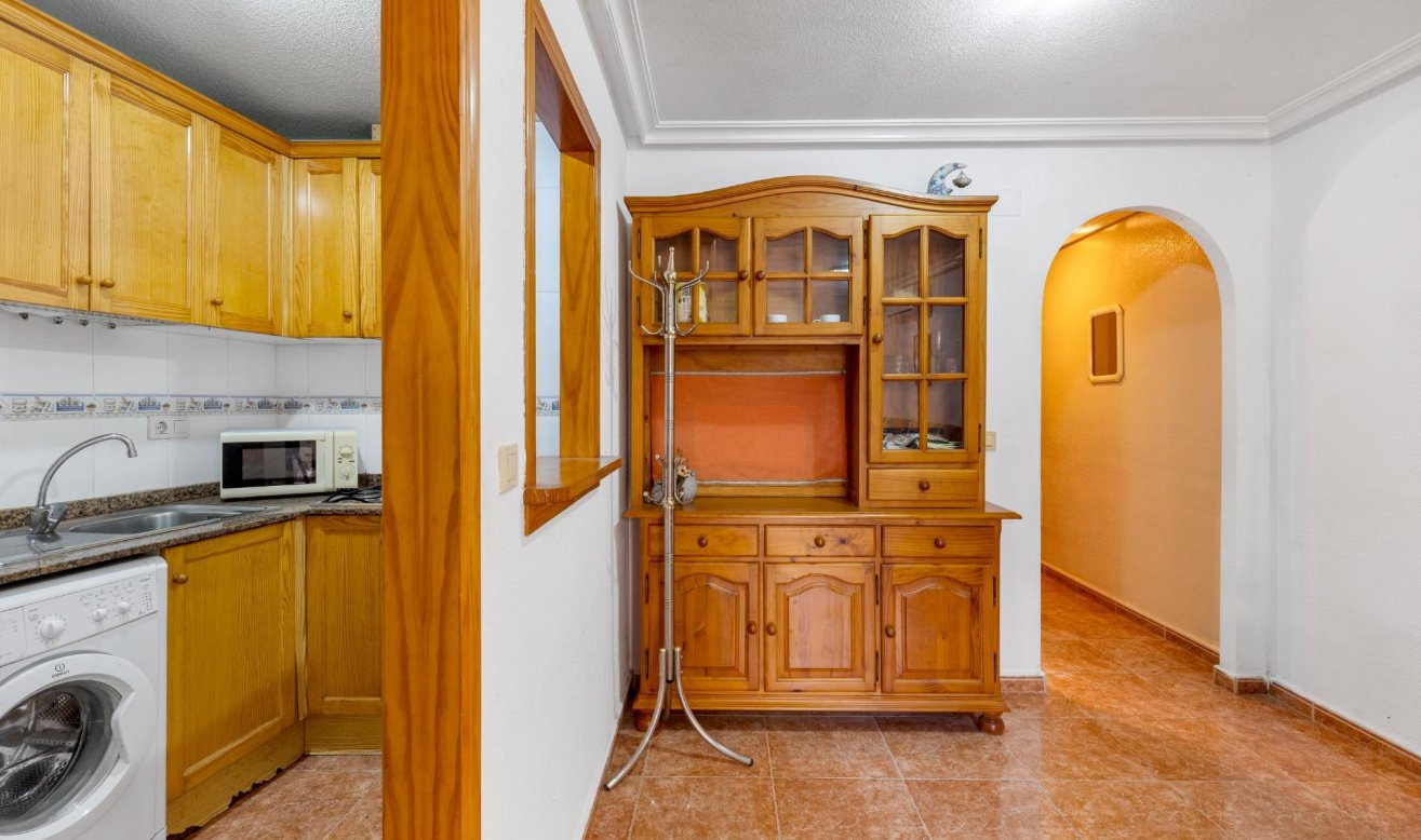 Reventa - Ground Floor - Torrevieja - Estacion de autobuses