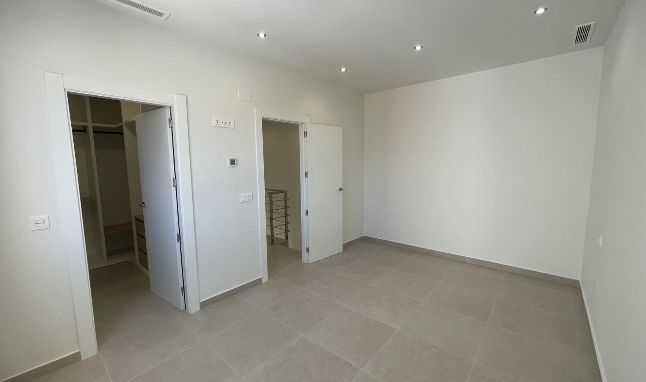 Obra nueva - Villa - Almoradí - Heredades