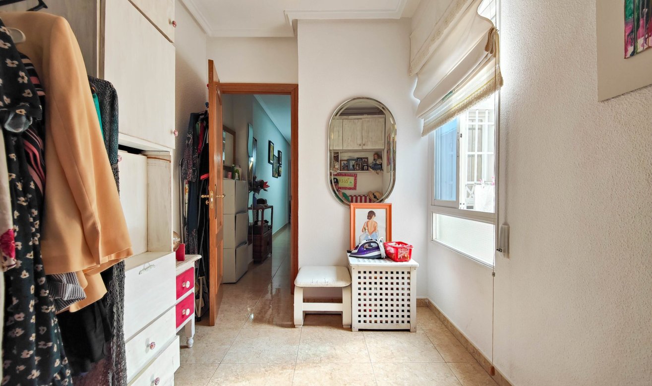 Reventa - Apartamento / piso - Torrevieja