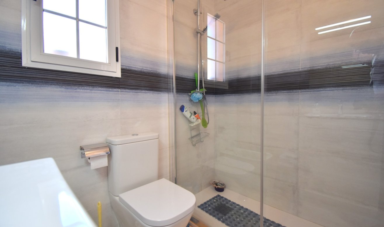 Reventa - Detached Villa - Orihuela Costa - Playa Flamenca