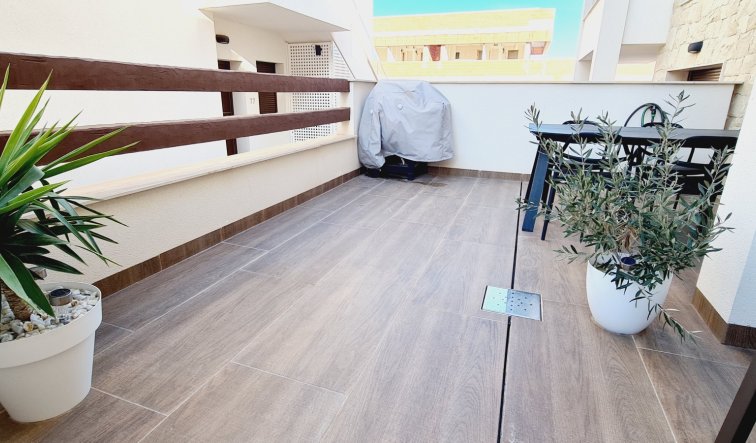 Reventa - Apartamento / piso - Torrevieja - Los balcones