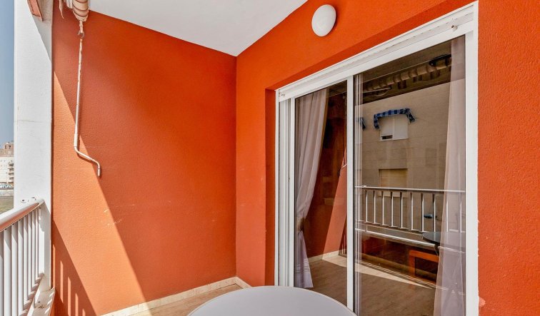 Reventa - Apartamento / piso - Torrevieja - Estacion de autobuses