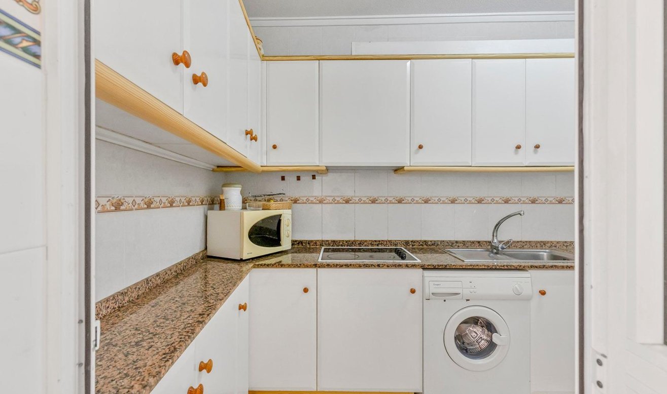 Reventa - Apartamento / piso - Torrevieja - Estacion de autobuses