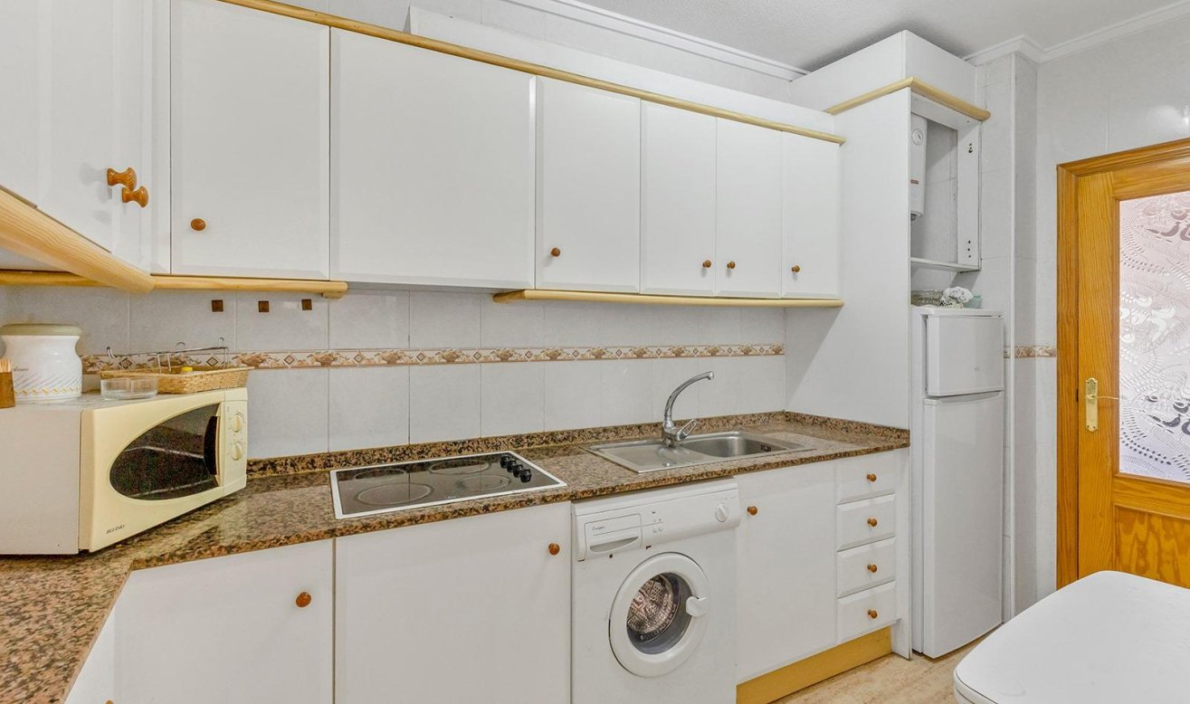 Reventa - Apartamento / piso - Torrevieja - Estacion de autobuses