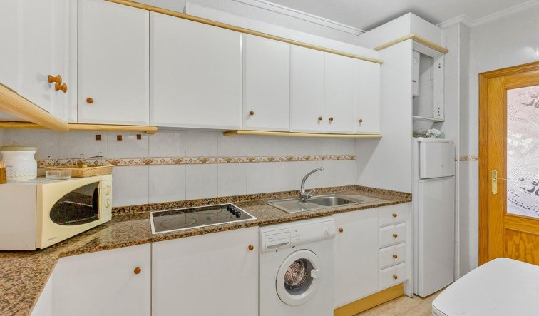 Reventa - Apartamento / piso - Torrevieja - Estacion de autobuses