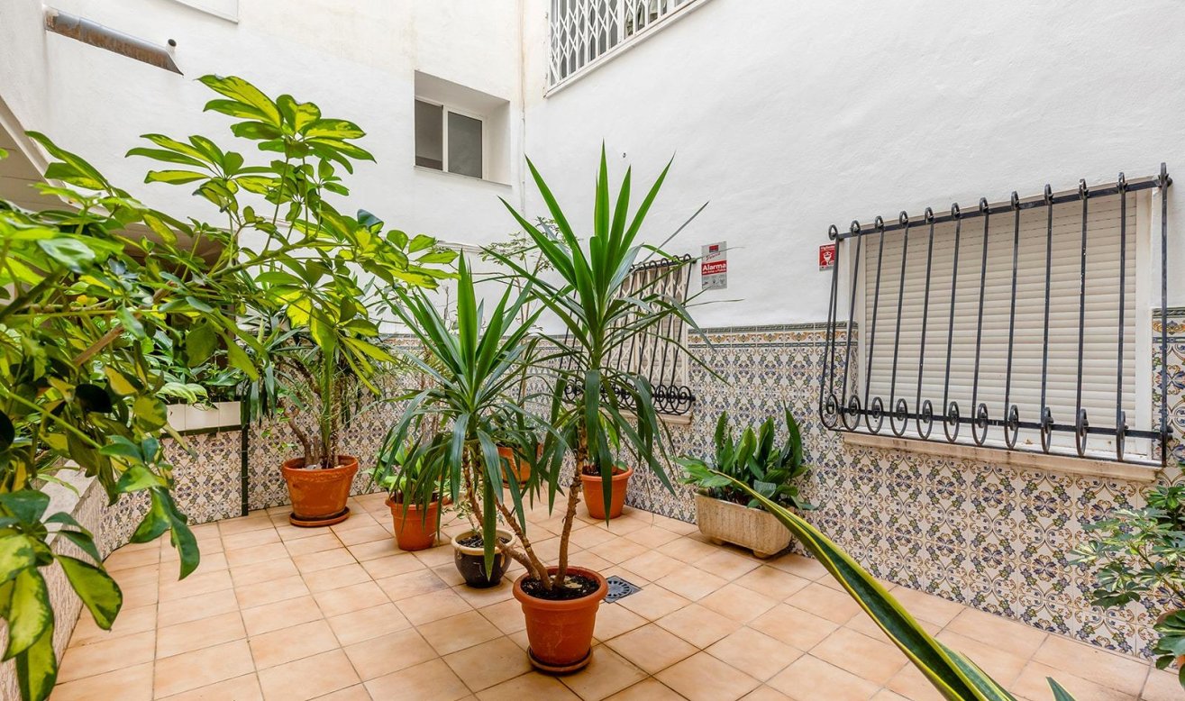 Reventa - Apartamento / piso - Torrevieja - Estacion de autobuses