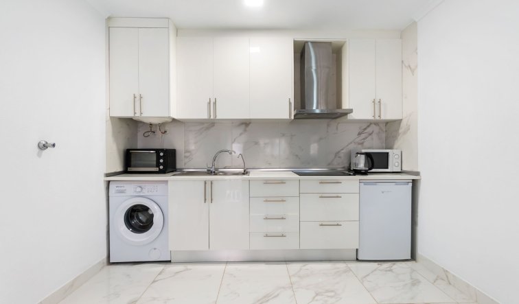 Reventa - Apartamento / piso - Torrevieja - Centro