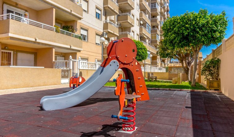 Reventa - Apartamento / piso - Torrevieja - Centro