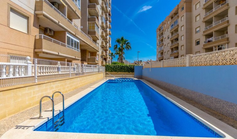 Reventa - Apartamento / piso - Torrevieja - Centro