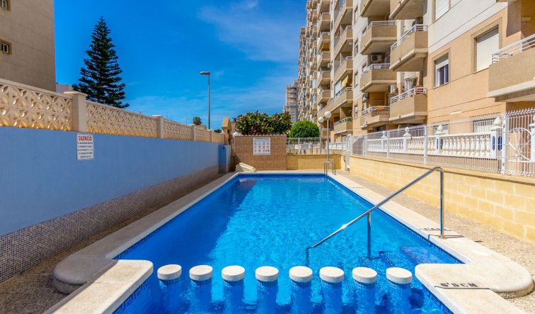 Reventa - Apartamento / piso - Torrevieja - Centro