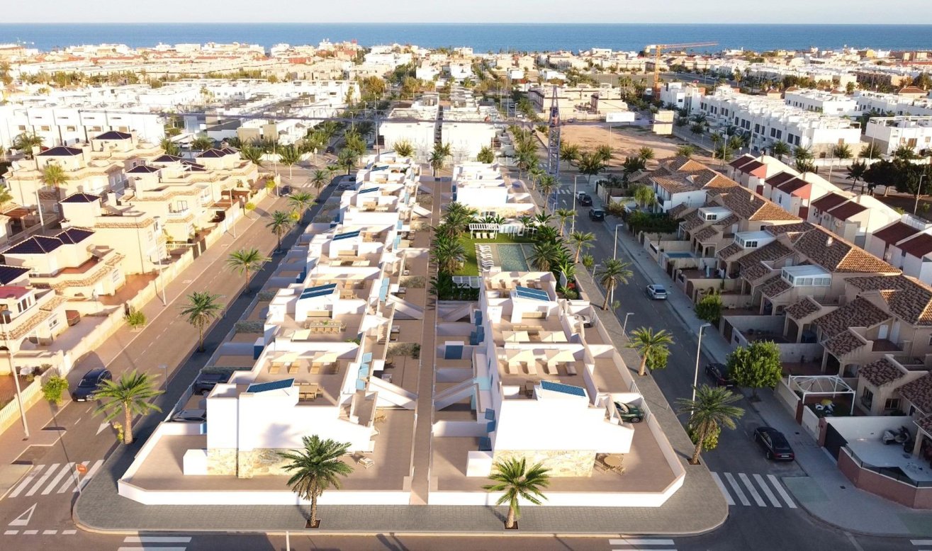 Obra nueva - Bungalow - Pilar de la Horadada - Torre De La Horadada