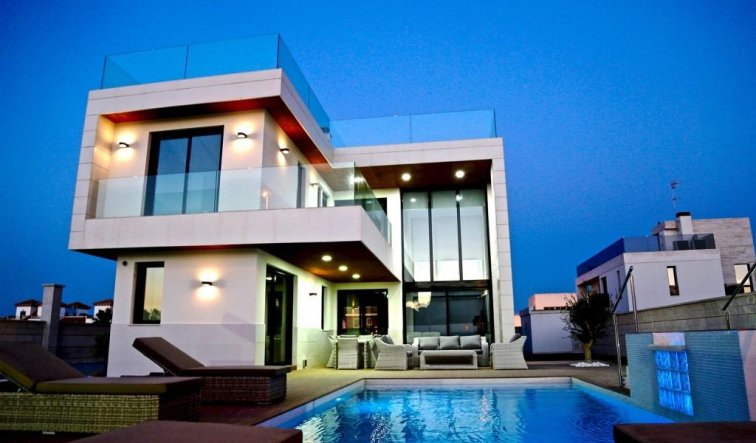 Obra nueva - Villa - Orihuela Costa - Dehesa de campoamor