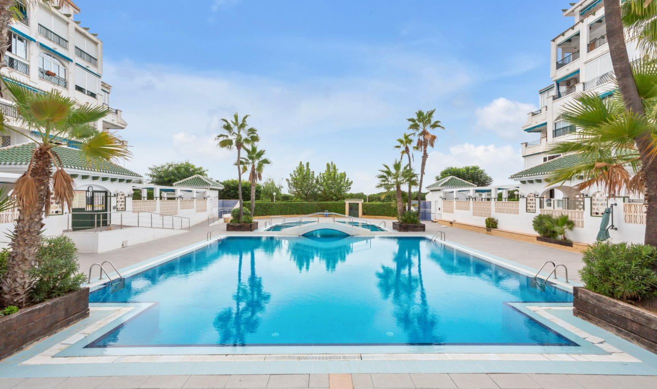 Reventa - Apartamento / piso - Torrevieja - La Mata