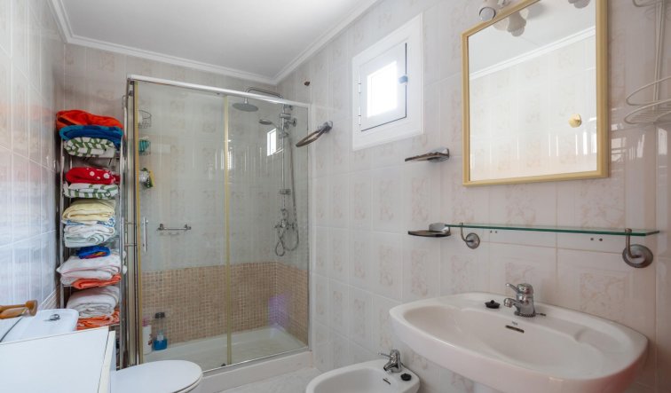 Reventa - Apartamento / piso - Torrevieja - La Mata