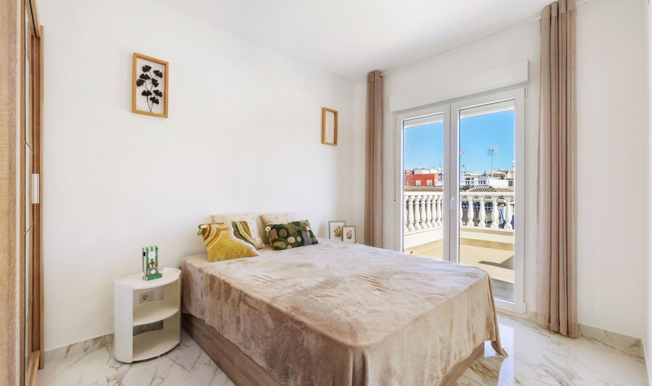 Reventa - Villa - Torrevieja - El chaparral