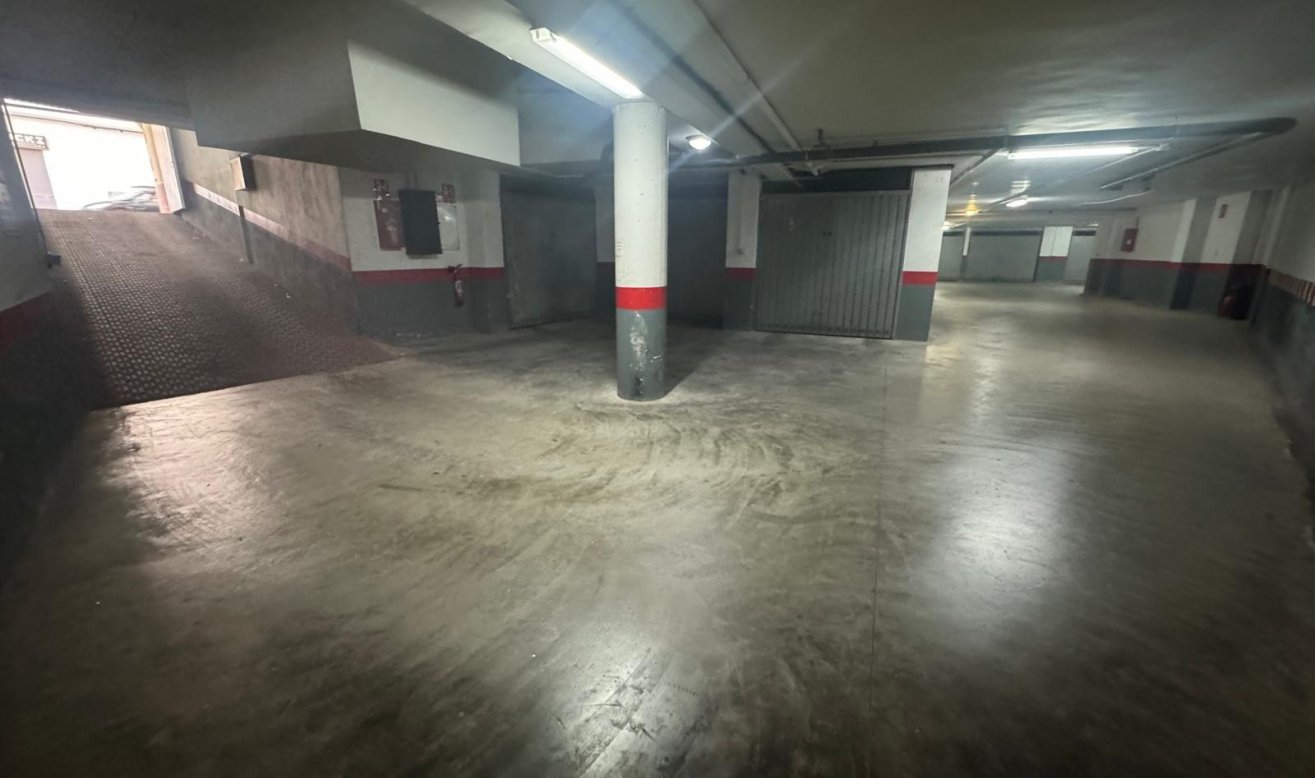 Reventa - Garaje - Torrevieja - La Mata pueblo