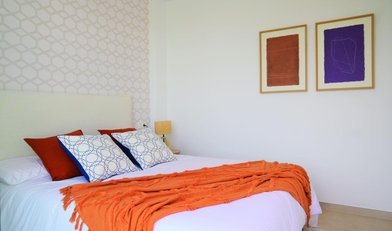 Obra nueva - Villa - Dolores - polideportivo