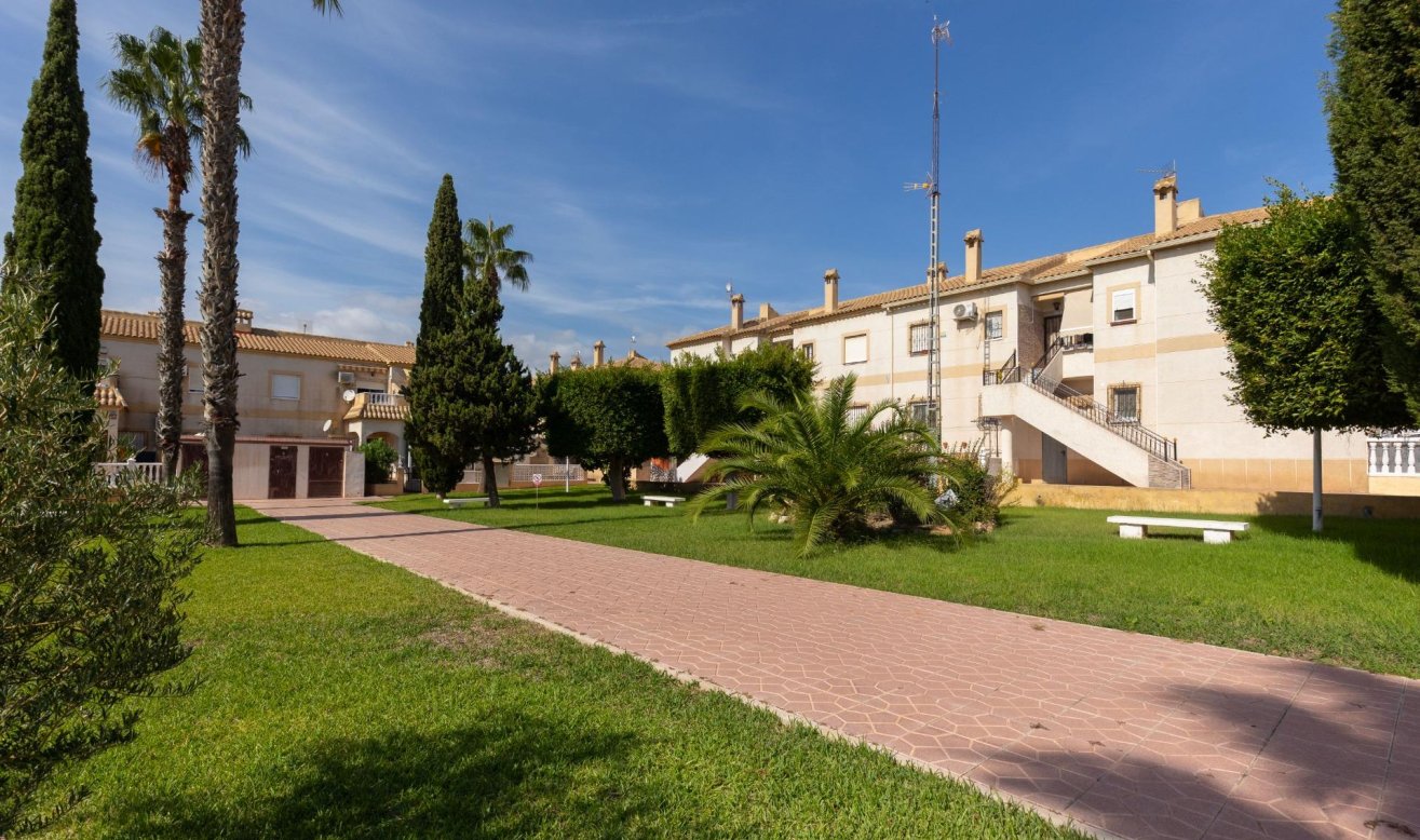  - Bungalow - Torrevieja - Zona los Frutales