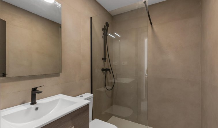  - Bungalow - Torrevieja - Zona los Frutales