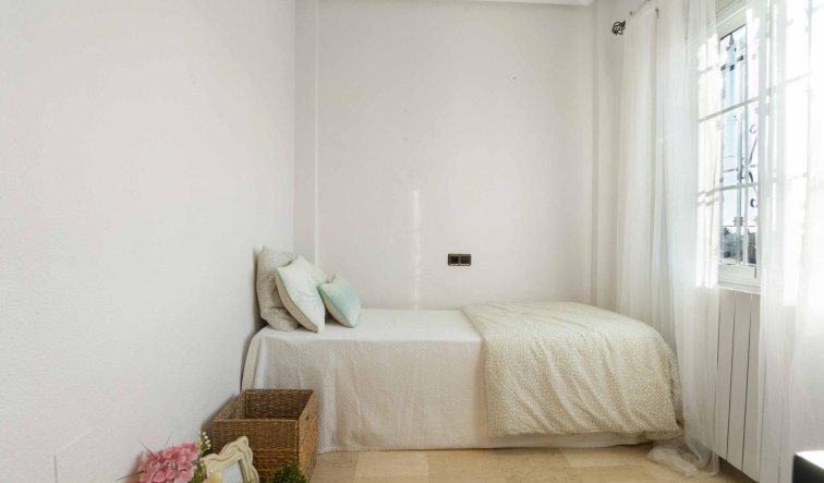 Reventa - House - Orihuela Costa - La Florida