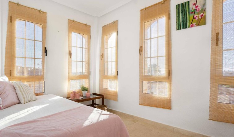 Reventa - House - Orihuela Costa - La Florida