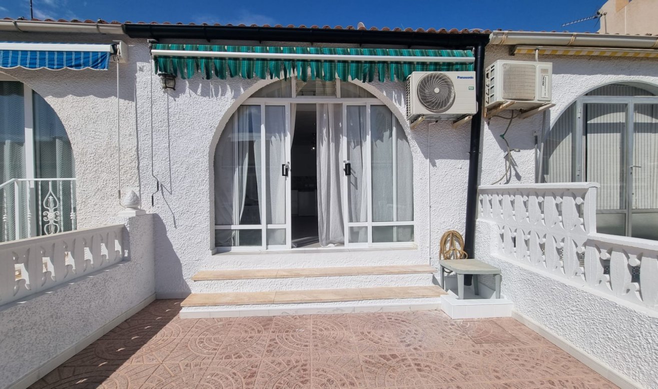 Reventa - Apartamento / piso - Torrevieja - La Siesta - El Salado - Torreta