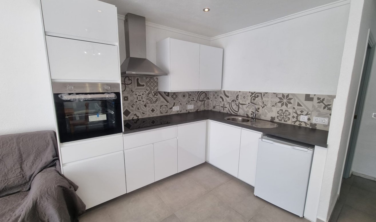 Reventa - Apartamento / piso - Torrevieja - La Siesta - El Salado - Torreta