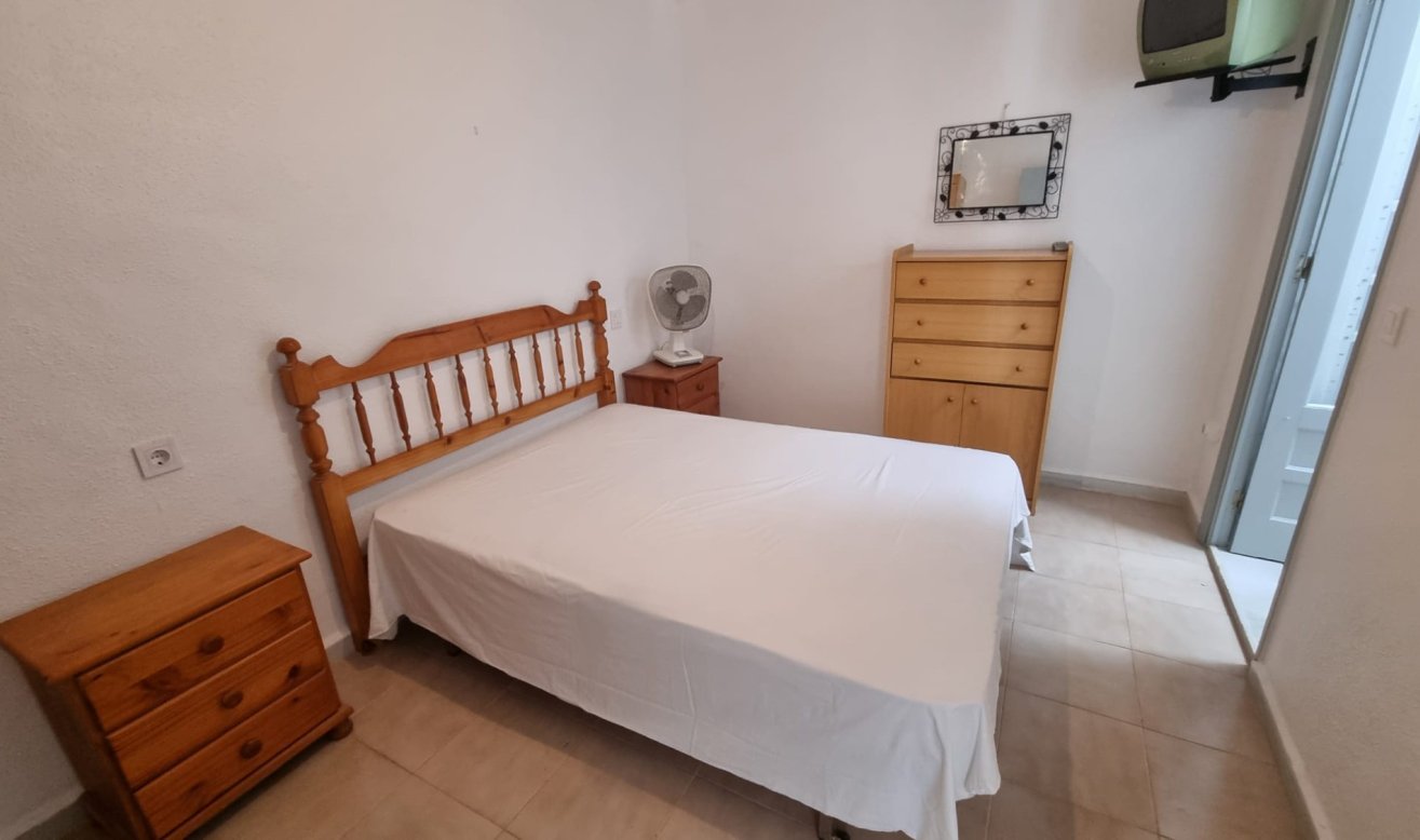 Reventa - Apartamento / piso - Torrevieja - La Siesta - El Salado - Torreta