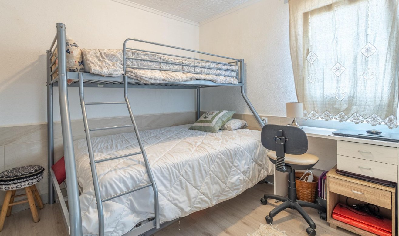 Reventa - Apartamento / piso - Torrevieja - torreta III