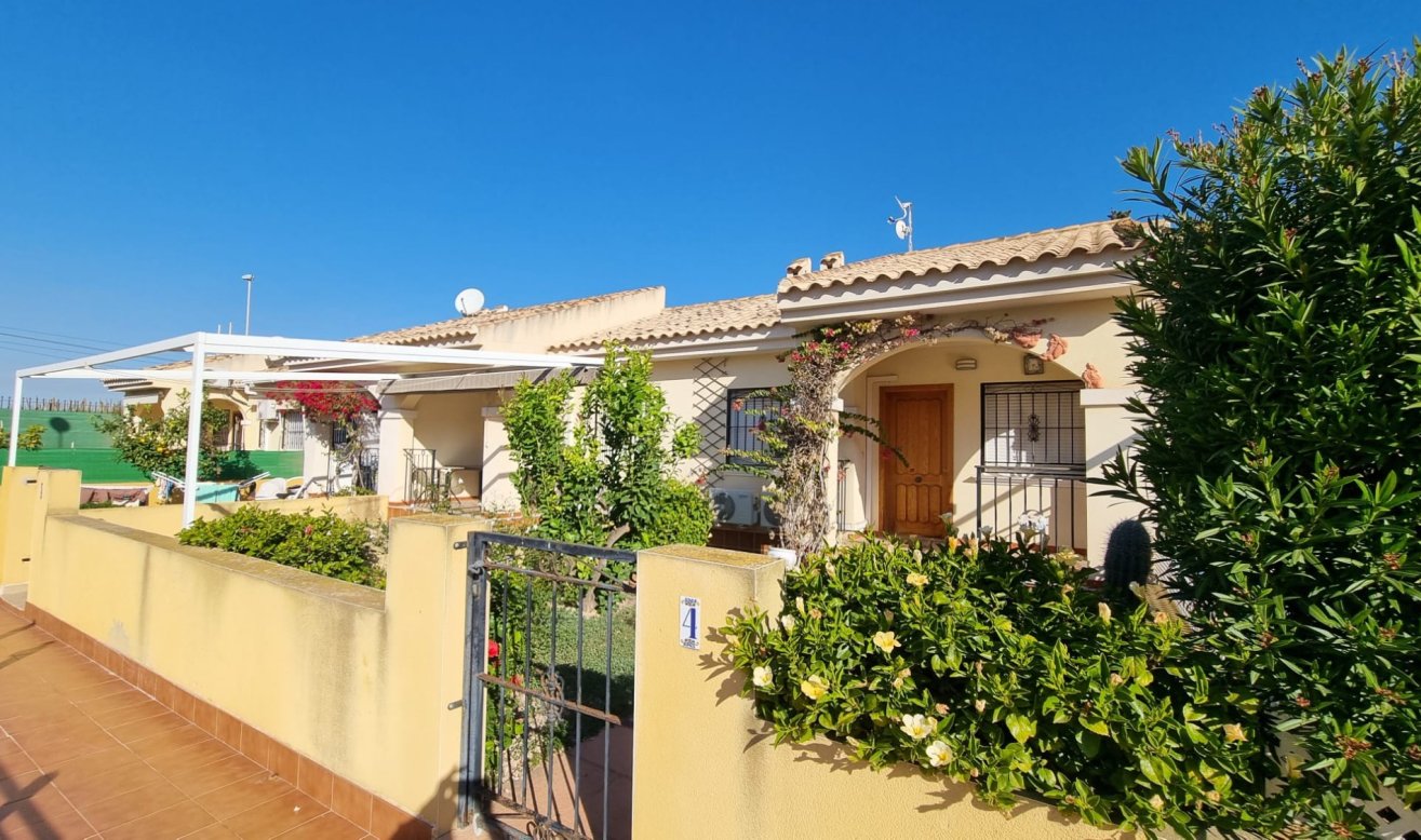 Reventa - Terraced house - La Marina - Pinomar