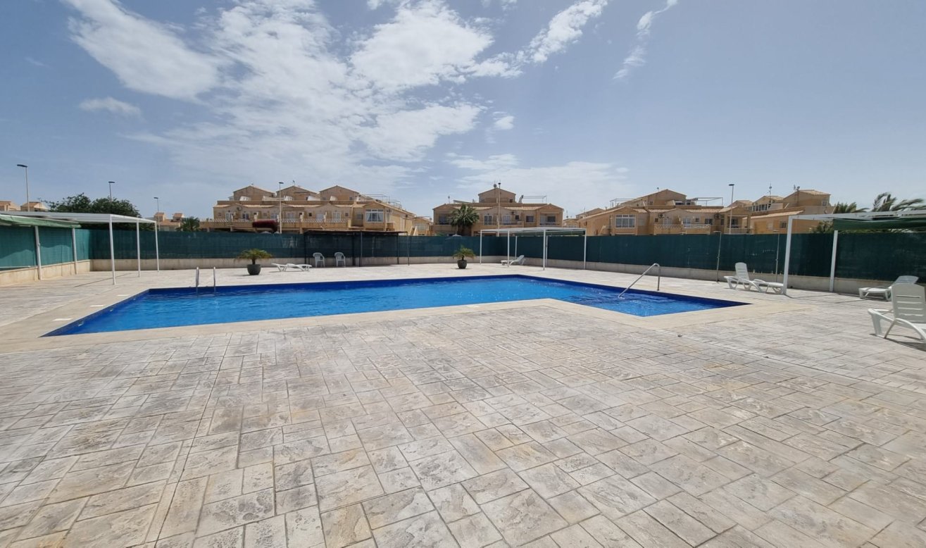 Reventa - Apartamento / piso - Torrevieja - torreta III