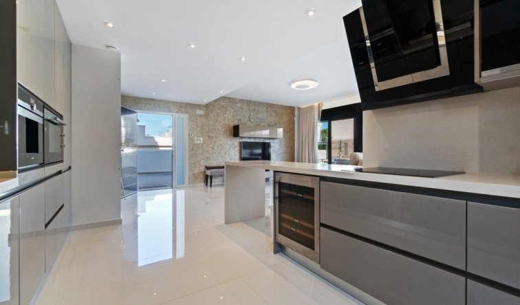 Reventa - Villa - Orihuela Costa - Agua Marina