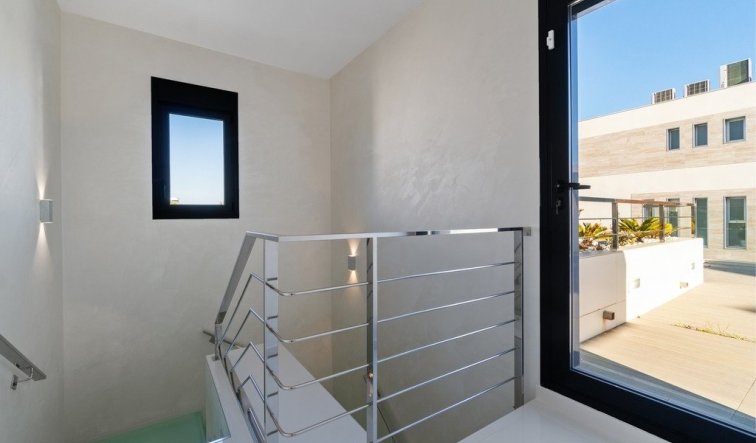 Reventa - Villa - Orihuela Costa - Agua Marina