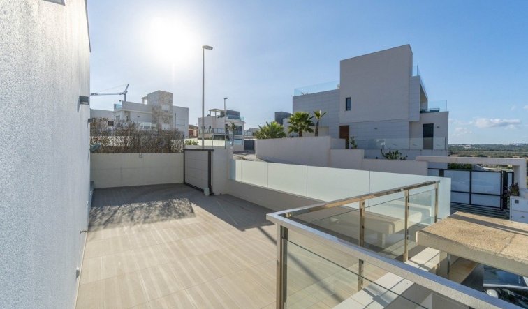 Reventa - Villa - Orihuela Costa - Agua Marina