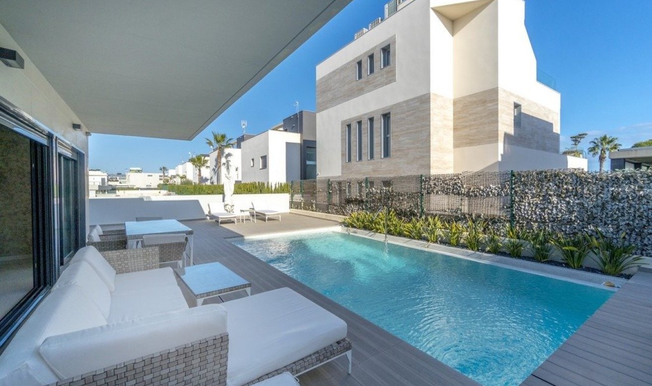 Reventa - Villa - Orihuela Costa - Agua Marina